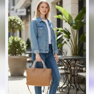 Valentino Orlandi Tan Quilted Shoulder Bag Set